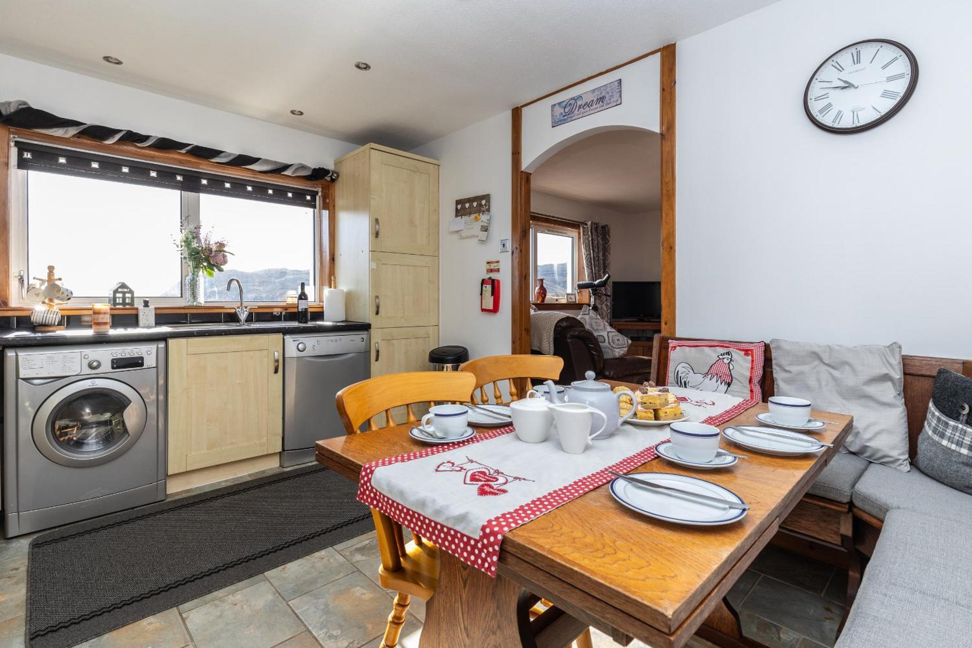 The Fisherman'S Cottage Bunaveneadar Exterior photo